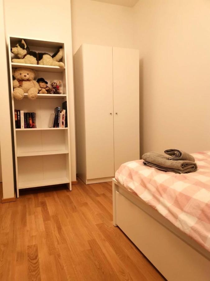 Gemuetliches Privatzimmer In Geraeumiger Gemeinschaftswohnung Dresden Exterior photo